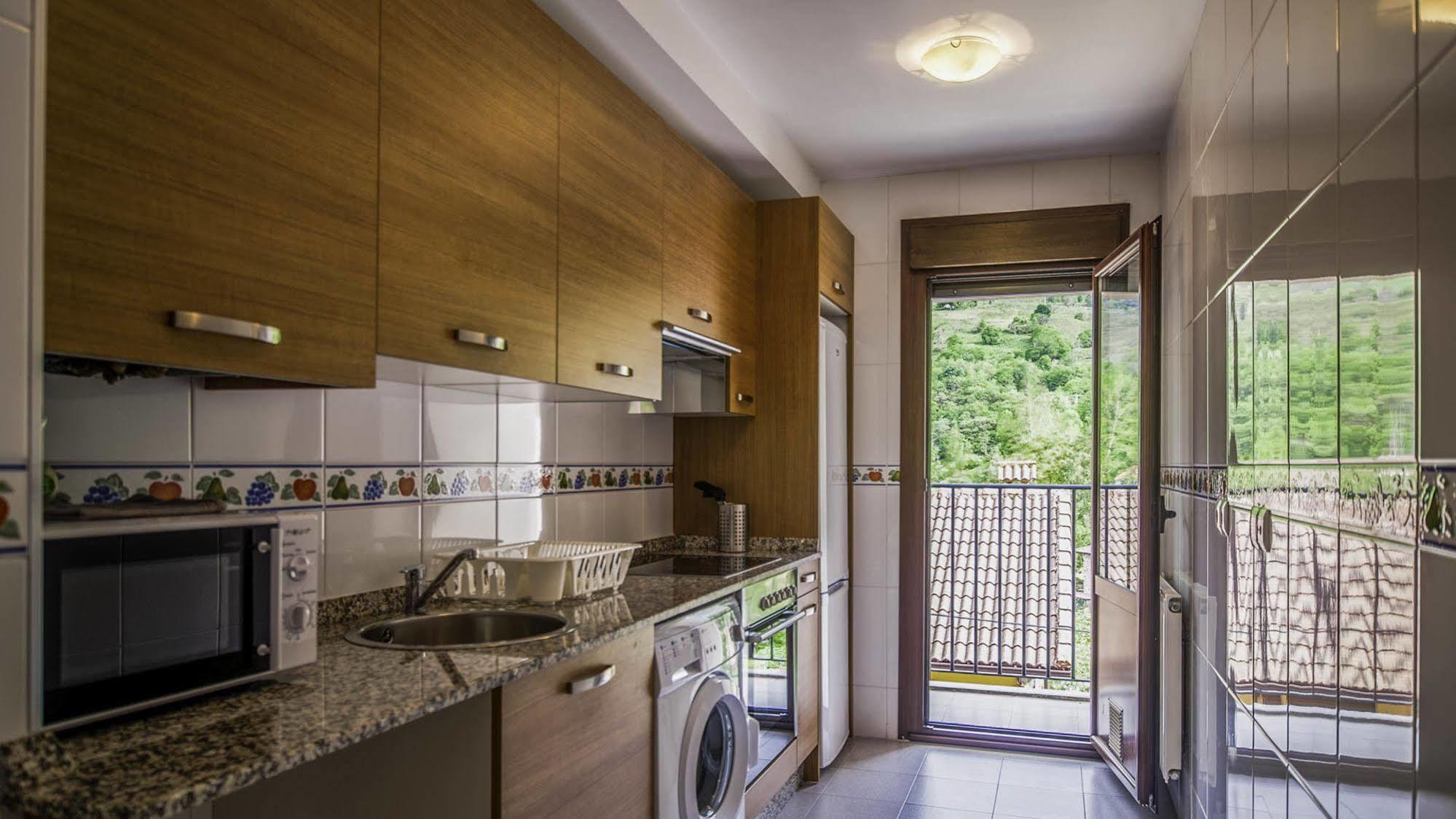Apartamentos El Caxigu Аренас-де-Кабралес Экстерьер фото